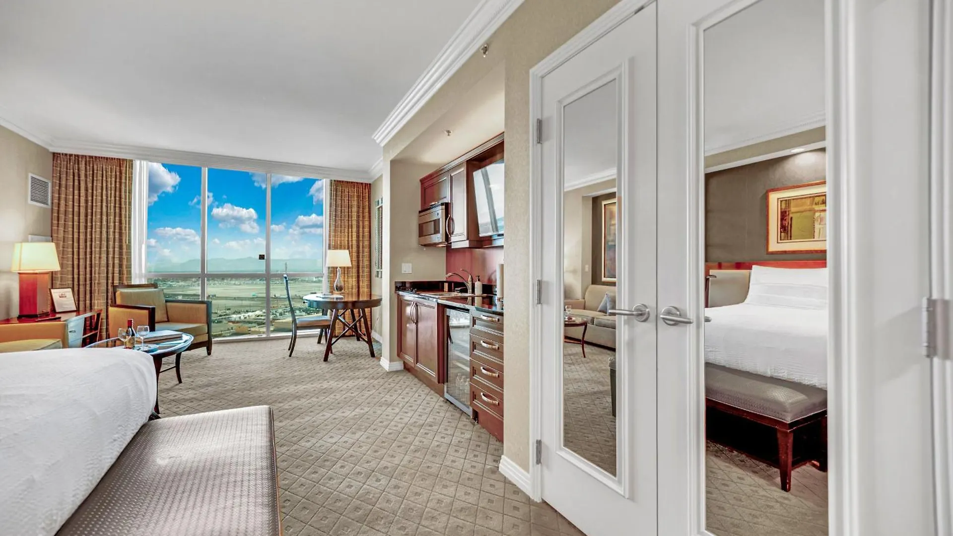 Sakura Serenity Studio-No Resort Fee Las Vegas